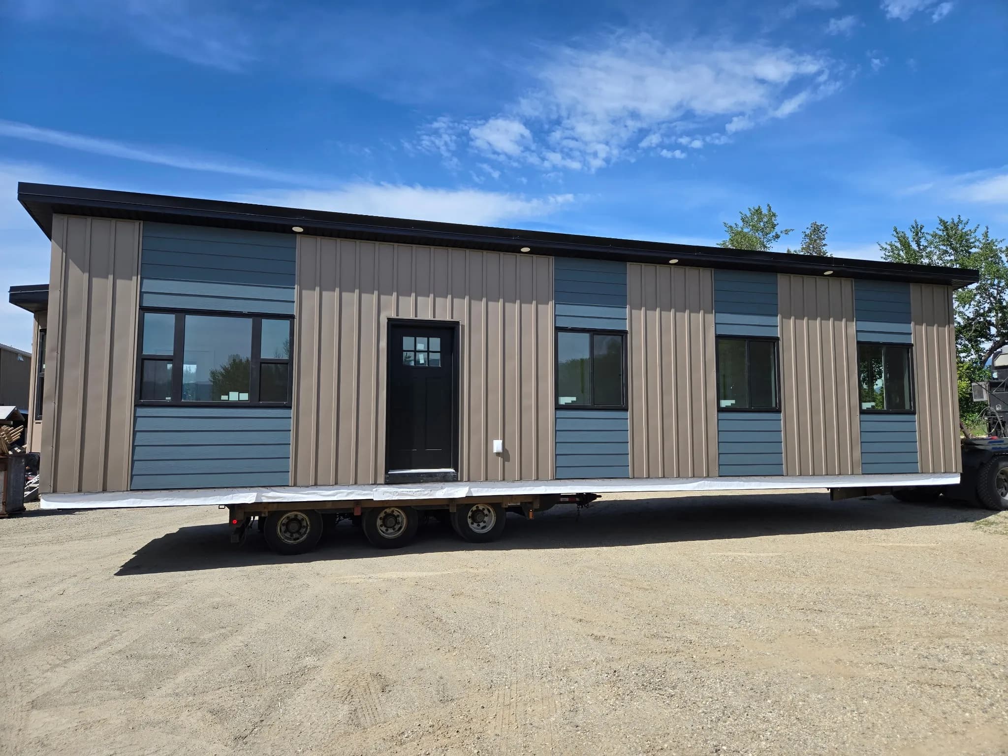 Nelson Mountain Delivery, a Herauf Modular project in Nelson, British Columbia