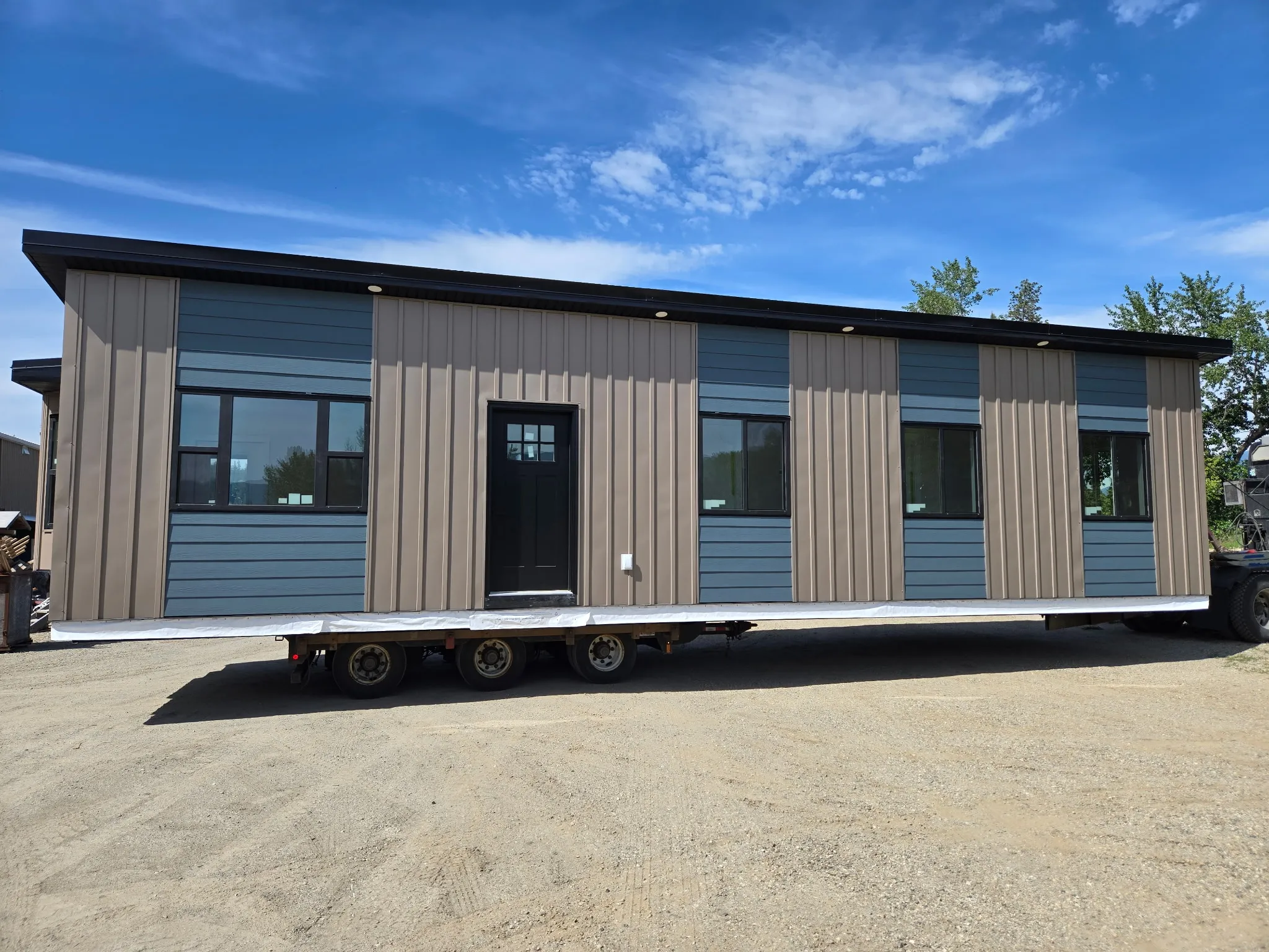Nelson Mountain Delivery, a Herauf Modular project in Nelson, British Columbia